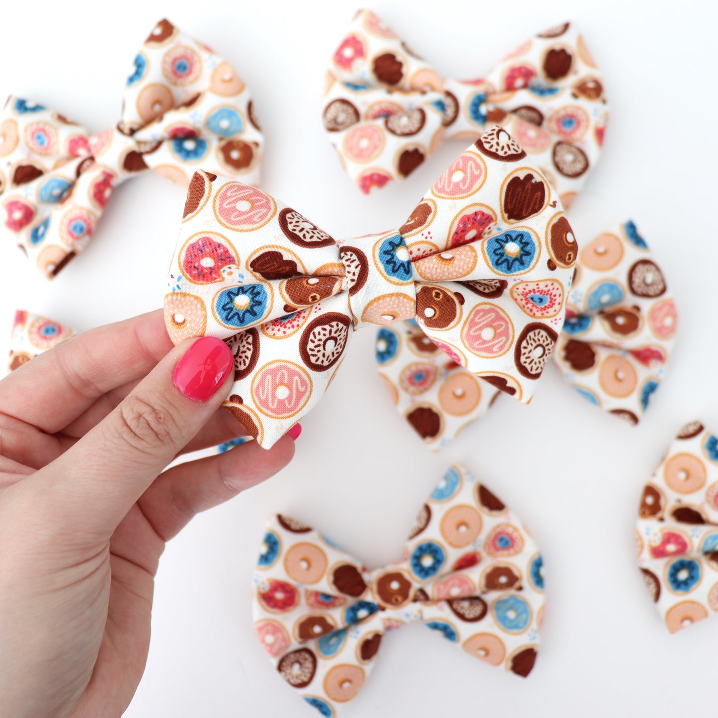 DONUTS (CREAM) - DAPPER DEXTER DOG BOW TIE