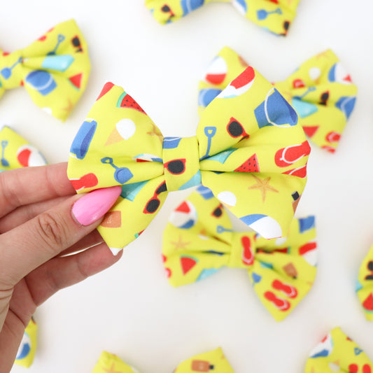 BEACH DAY - DAPPER DEXTER DOG BOW TIE
