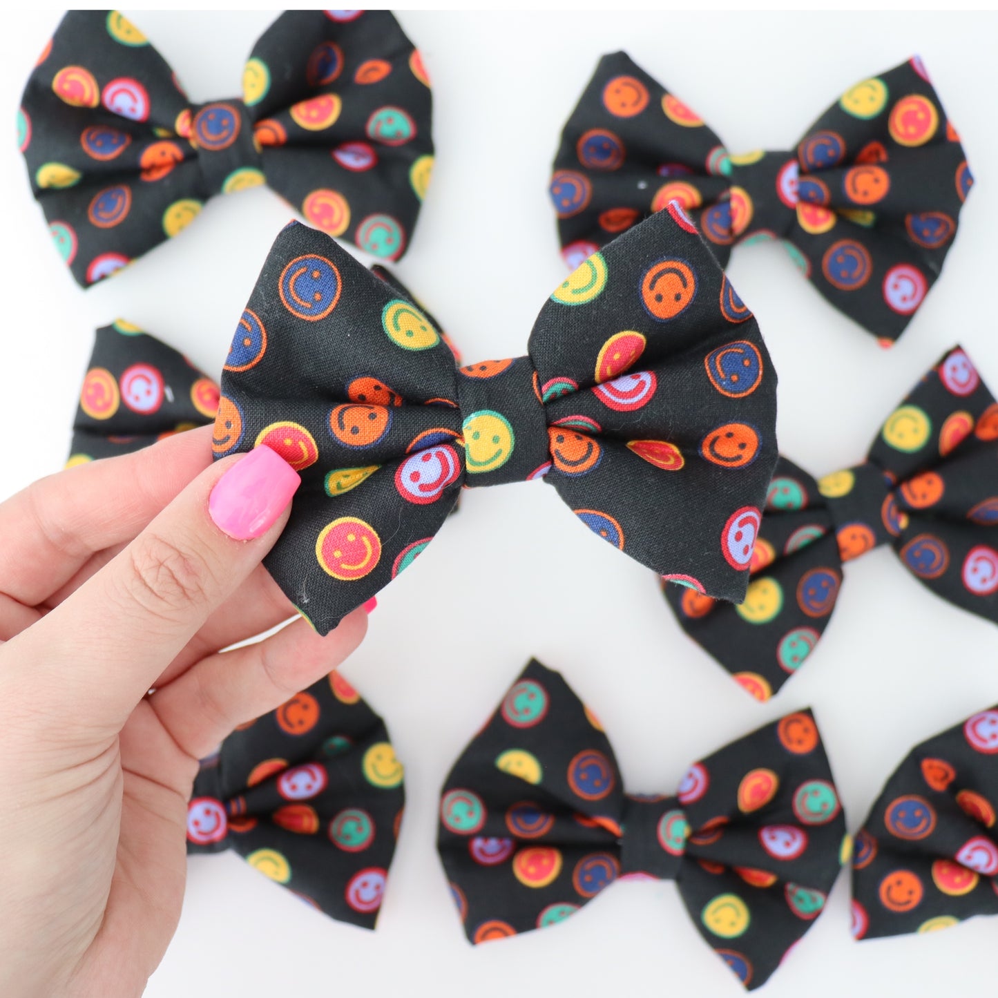 SMILES (ON BLACK) - DAPPER DEXTER DOG BOW TIE