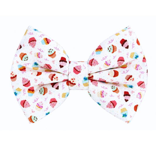 CUPCAKES - DAPPER DEXTER DOG BOW TIE