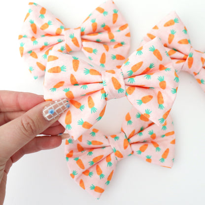 CARROT - DAPPER DEXTER DOG BOW TIE