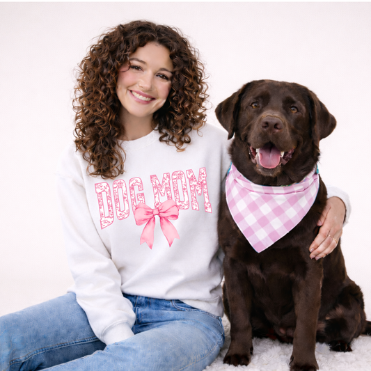 DOG MOM - WHITE SWEATSHIRT