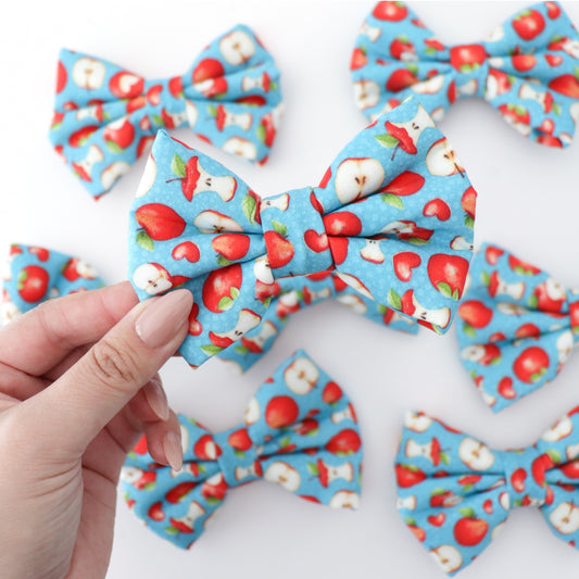 APPLES - DAPPER DEXTER DOG BOW TIE