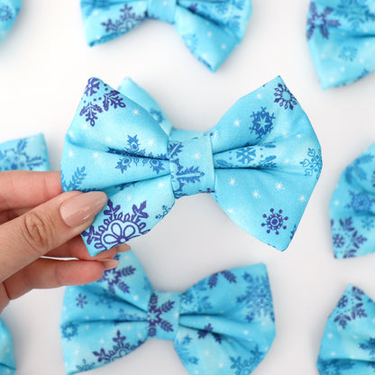 SNOWFLAKE ❄️ - DAPPER DEXTER DOG BOW TIE