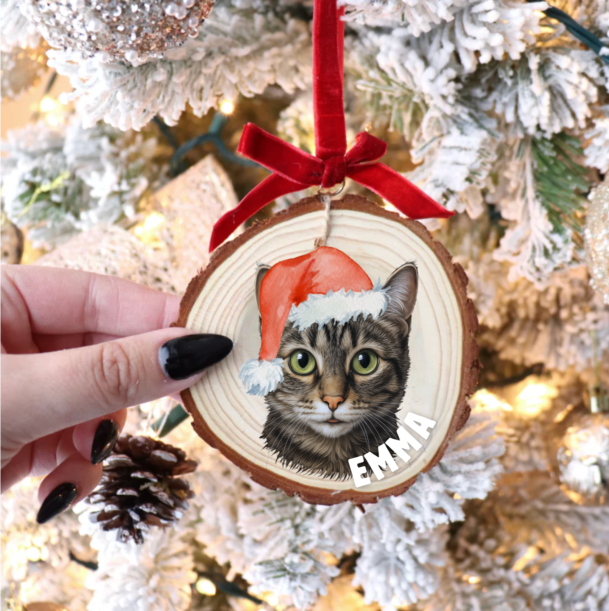 CUSTOM HOLIDAY ORNAMENT