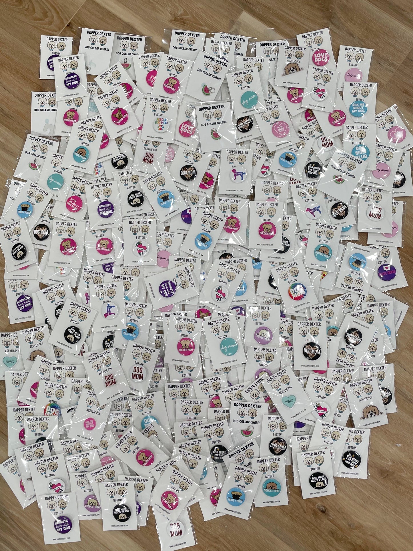 160 ASSORTED PACK OF PINS/ CHARMS AND BUTTONS (WHOLESALE)